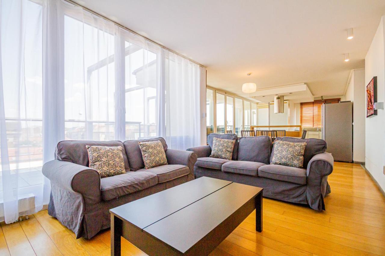 Luxury Apartment With Balcony In Downtown Budapeste Exterior foto