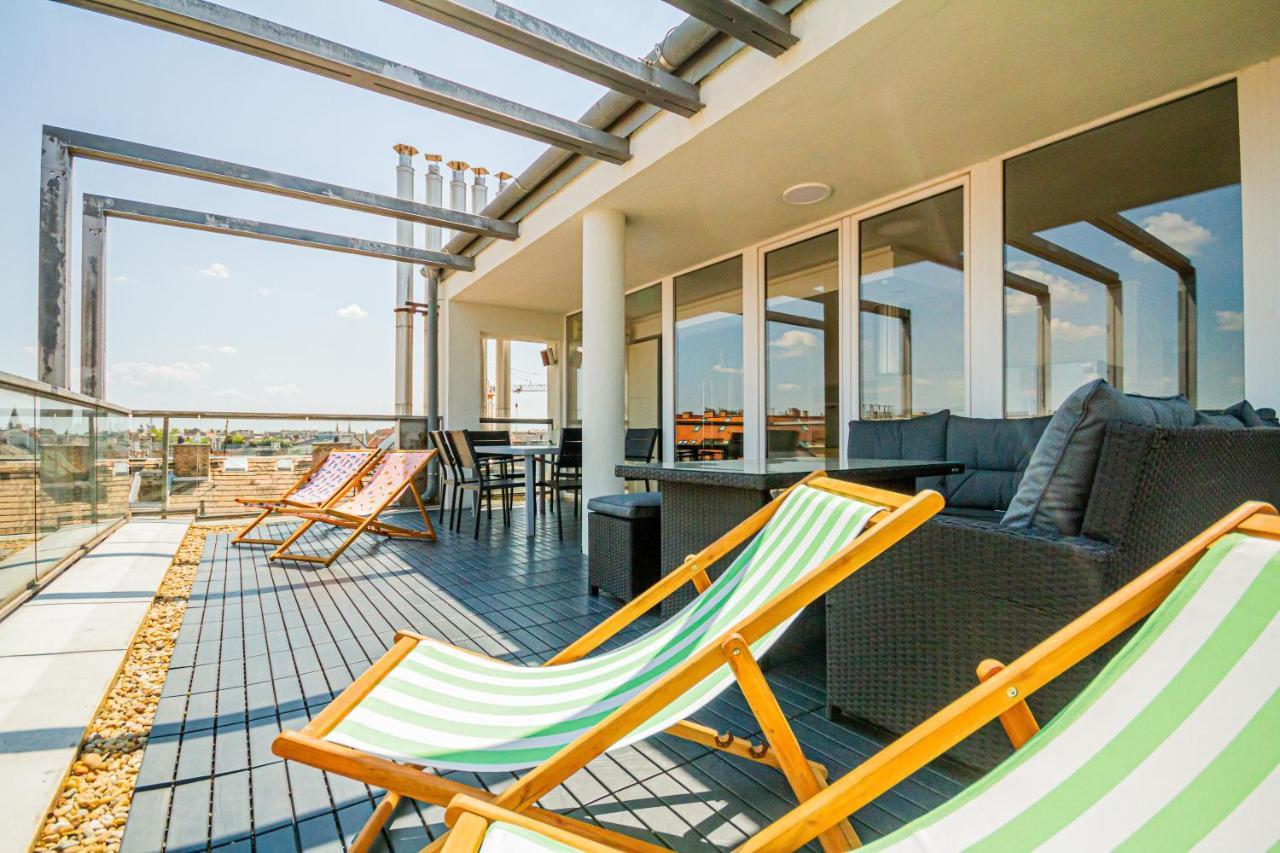 Luxury Apartment With Balcony In Downtown Budapeste Exterior foto