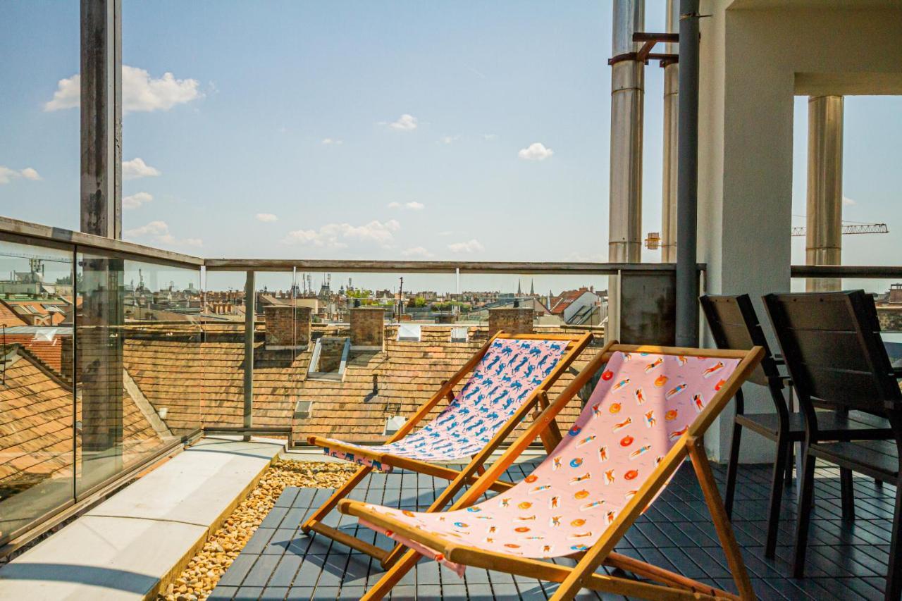 Luxury Apartment With Balcony In Downtown Budapeste Exterior foto