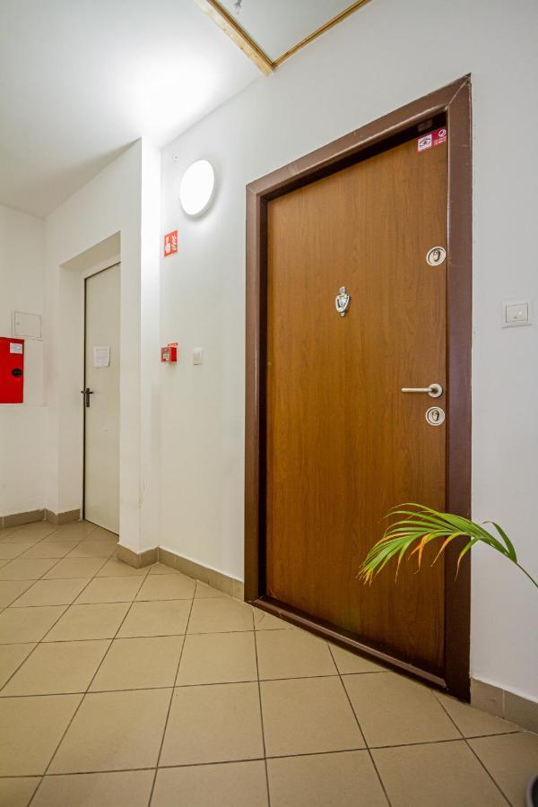 Luxury Apartment With Balcony In Downtown Budapeste Exterior foto