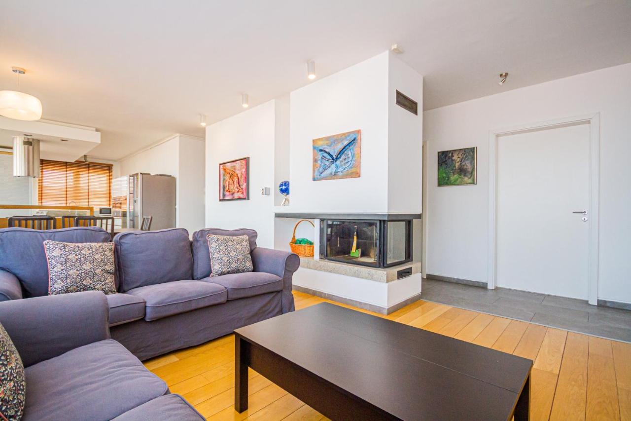 Luxury Apartment With Balcony In Downtown Budapeste Exterior foto