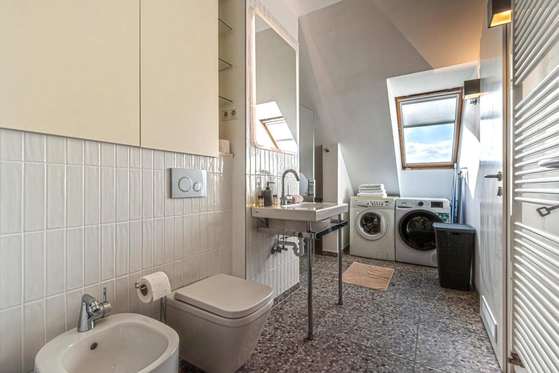 Luxury Apartment With Balcony In Downtown Budapeste Exterior foto